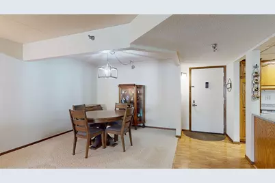 2100 Valkyrie Drive NW #302, Rochester, MN 55901 - Photo 9