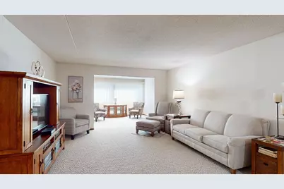 2100 Valkyrie Drive NW #302, Rochester, MN 55901 - Photo 5