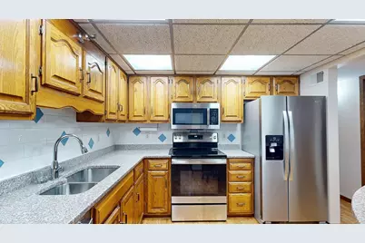 2100 Valkyrie Drive NW #302, Rochester, MN 55901 - Photo 13