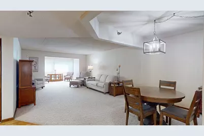 2100 Valkyrie Drive NW #302, Rochester, MN 55901 - Photo 3