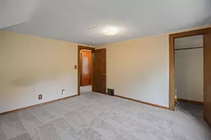 416 3rd St NE, Faribault, MN 55021 - Photo 27