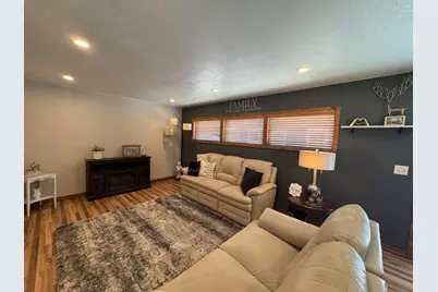 107 Marlene Street, Marshall, MN 56258 - Photo 9