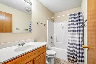 1077 26th Ave SE, Minneapolis, MN 55414 - Photo 23