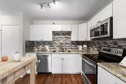 121 Washington Avenue S #305, Minneapolis, MN 55401 - Photo 3