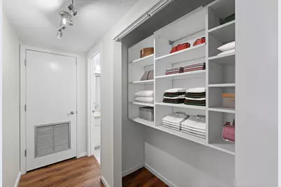 121 Washington Avenue S #305, Minneapolis, MN 55401 - Photo 11