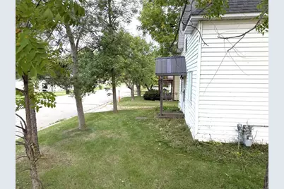 209 E Oak Avenue, Frazee, MN 56544 - Photo 13