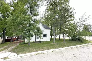209 E Oak Ave, Frazee, MN 56544 - Photo 9
