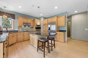 8126 Pristine Pine Trail, Eden Prairie, MN 55347 - Photo 3