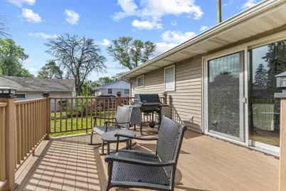 10143 Cottonwood Street NW, Coon Rapids, MN 55448 - Photo 17