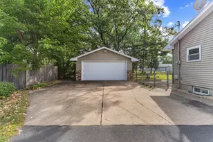 10143 Cottonwood St NW, Coon Rapids, MN 55448 - Photo 19