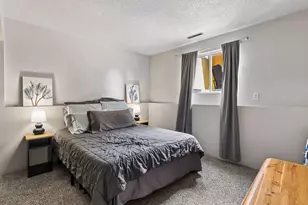 521 Central Ave W, Saint Paul, MN 55103 - Photo 17