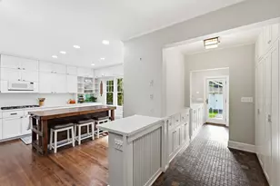 2409 W 22nd St, Minneapolis, MN 55405 - Photo 23