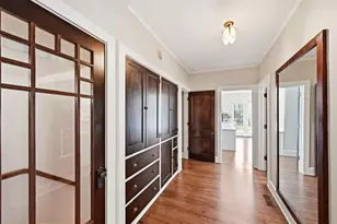 2409 W 22nd St, Minneapolis, MN 55405 - Photo 29