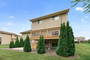 12789 Breckenridge Ln, Rogers, MN 55374 - Photo 3