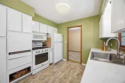 4725 Winnetka Avenue N, New Hope, MN 55428 - Photo 7