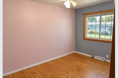 439 N 8th Street, River Falls, WI 54022 - Photo 7