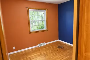 439 N 8th St, River Falls, WI 54022 - Photo 11