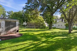 1202 11th St NW, Austin, MN 55912 - Photo 27