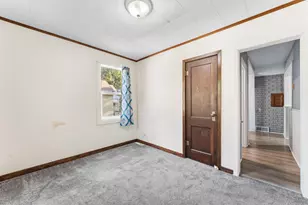 1202 11th St NW, Austin, MN 55912 - Photo 13