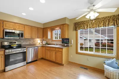 8575 Corcoran Path, Inver Grove Heights, MN 55076 - Photo 3