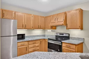 15710 26th Ave N, Plymouth, MN 55447 - Photo 9