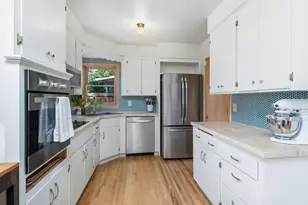 1750 Field Ave, Saint Paul, MN 55116 - Photo 7
