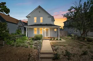 1084 Galtier St, Saint Paul, MN 55117 - Photo 1
