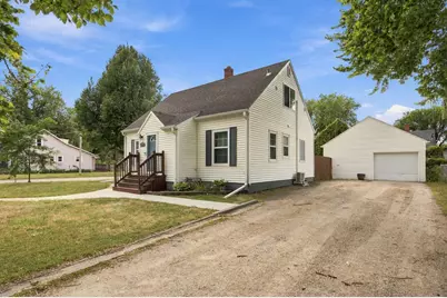 601 11th Street N, Moorhead, MN 56560 - Photo 3