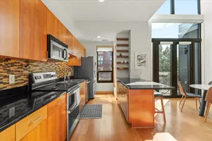9 W Franklin Ave, Minneapolis, MN 55404 - Photo 9