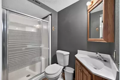 9547 Irving Avenue N, Brooklyn Park, MN 55444 - Photo 13