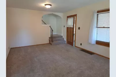 495 Vadnais Road, Vadnais Heights, MN 55127 - Photo 5
