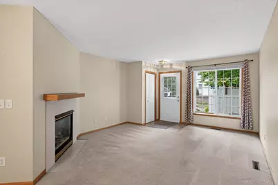 2407 Harvest Way, Chanhassen, MN 55317 - Photo 7