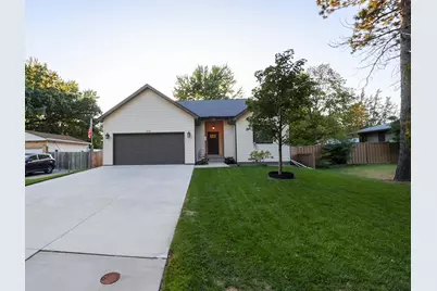 1431 Sumter Avenue N, Golden Valley, MN 55427 - Photo 3