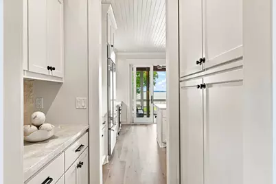 2412 Lafayette Road, Wayzata, MN 55391 - Photo 9