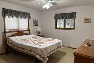 1313 Holland St, Fairmont, MN 56031 - Photo 7