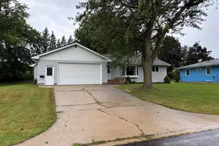 1313 Holland St, Fairmont, MN 56031 - Photo 1
