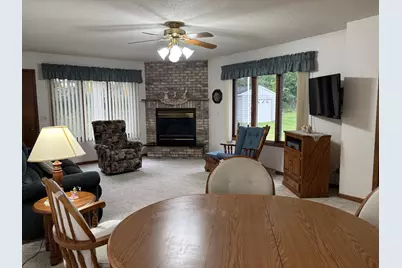1313 Holland Street, Fairmont, MN 56031 - Photo 3
