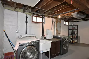 755 Cottage Ave E, Saint Paul, MN 55106 - Photo 15