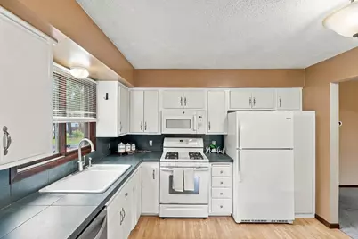 718 73rd Way N, Brooklyn Park, MN 55444 - Photo 7