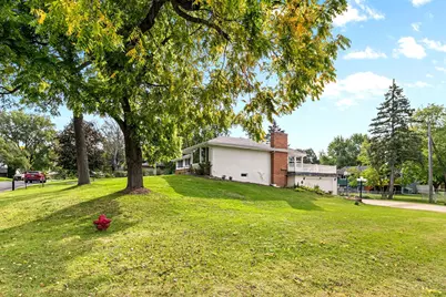 13881 90th Avenue N, Maple Grove, MN 55369 - Photo 5