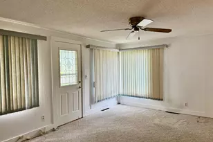638 Pennsylvania Ave, Adrian, MN 56110 - Photo 5