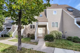 1318 Boardwalk Pl, Minneapolis, MN 55411 - Photo 1