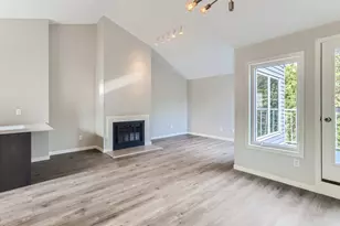 1318 Boardwalk Pl, Minneapolis, MN 55411 - Photo 3