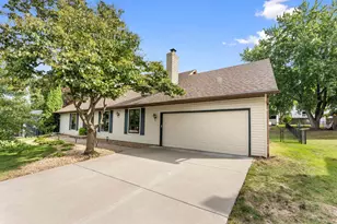 7730 Countryside Dr, Bloomington, MN 55438 - Photo 3
