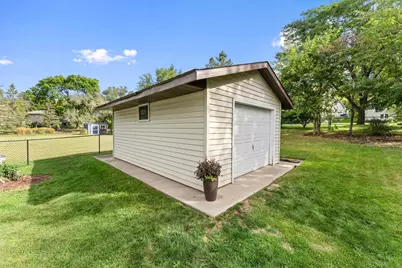 7730 Countryside Drive, Bloomington, MN 55438 - Photo 57