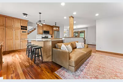 7730 Countryside Drive, Bloomington, MN 55438 - Photo 15