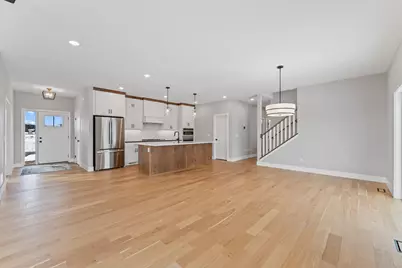 635 Parkside Court, Eagan, MN 55123 - Photo 15