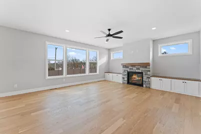 635 Parkside Court, Eagan, MN 55123 - Photo 13