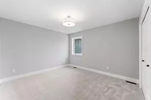 635 Parkside Ct, Eagan, MN 55123 - Photo 29