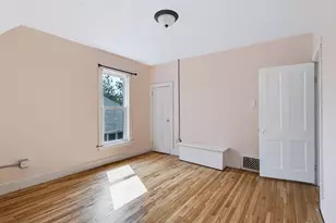 319 N Pearl St, River Falls, WI 54022 - Photo 25